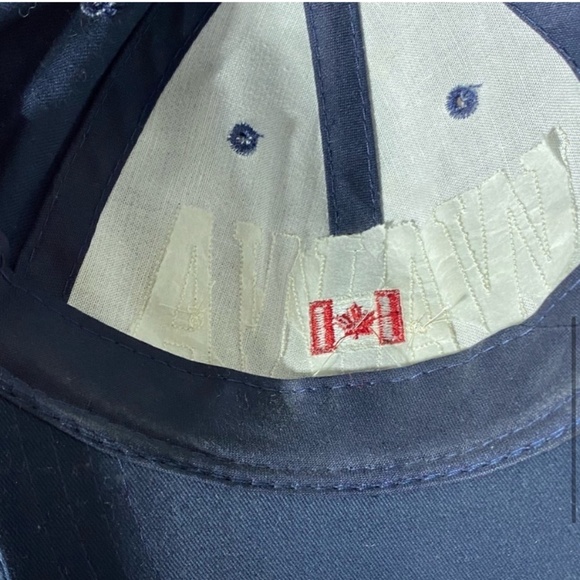 5/$25 Navy Blue Wawa Canada Hat - Picture 7 of 11